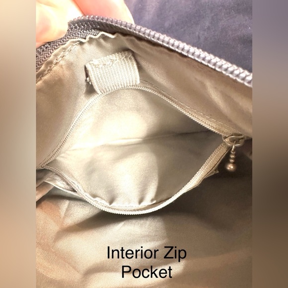 Baggallini Women’s Gray Camouflage Small Joey Crossbody Bag, Great Condition - Picture 8 of 9